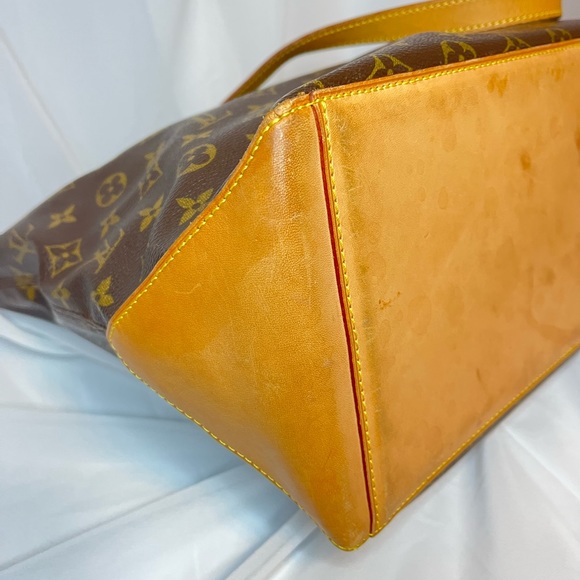 Authentic Louis Vuitton Monogram Cabas Mezzo MM Tote - Picture 8 of 12